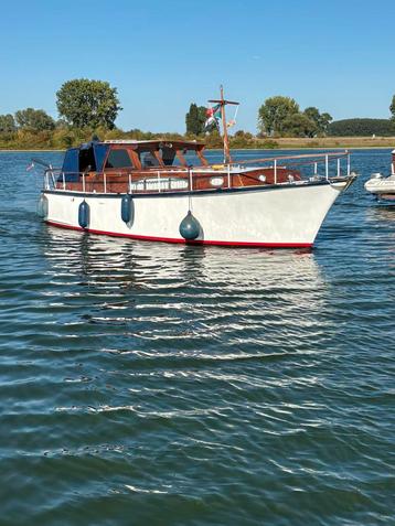 De vries lentsch 10.50 ok/ak met boeg rn hekschroef beschikbaar voor biedingen