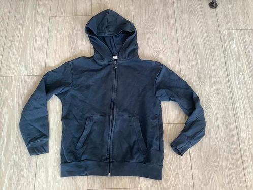 134 / 140 H&M vest met cappuchon jongen, Kinderen en Baby's, Kinderkleding | Maat 134, Zo goed als nieuw, Jongen, Trui of Vest