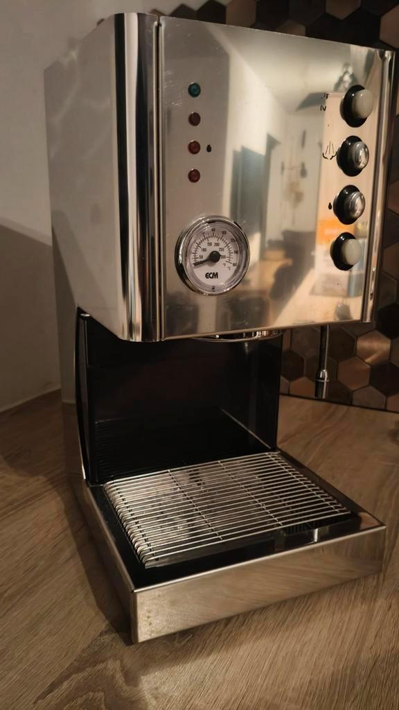 ECM Botticelli 2 Espressomachine - Handgemaakt in Italië, Witgoed en Apparatuur, Koffiezetapparaten, Gebruikt, Gemalen koffie