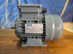 Lenze 0.37 kW 3 fase elektromotor., Ophalen of Verzenden, Zo goed als nieuw, Elektromotor