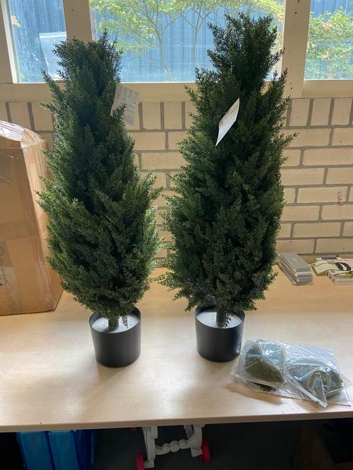2 kunstbomen, Huis en Inrichting, Woonaccessoires | Kunstplanten en Kunstbloemen, Nieuw, Ophalen of Verzenden