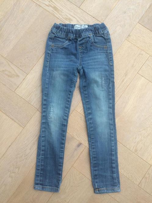 nog nette spijkerjegging van Vingino maat 122, Kinderen en Baby's, Kinderkleding | Maat 122, Zo goed als nieuw, Meisje, Broek