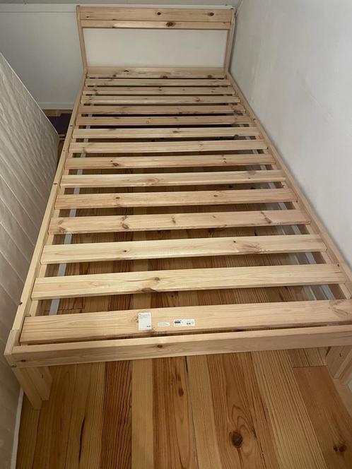 bed ikea neiden met lattenbodem luroy, Huis en Inrichting, Slaapkamer | Bedden, Zo goed als nieuw, Eenpersoons, 90 cm, 200 cm