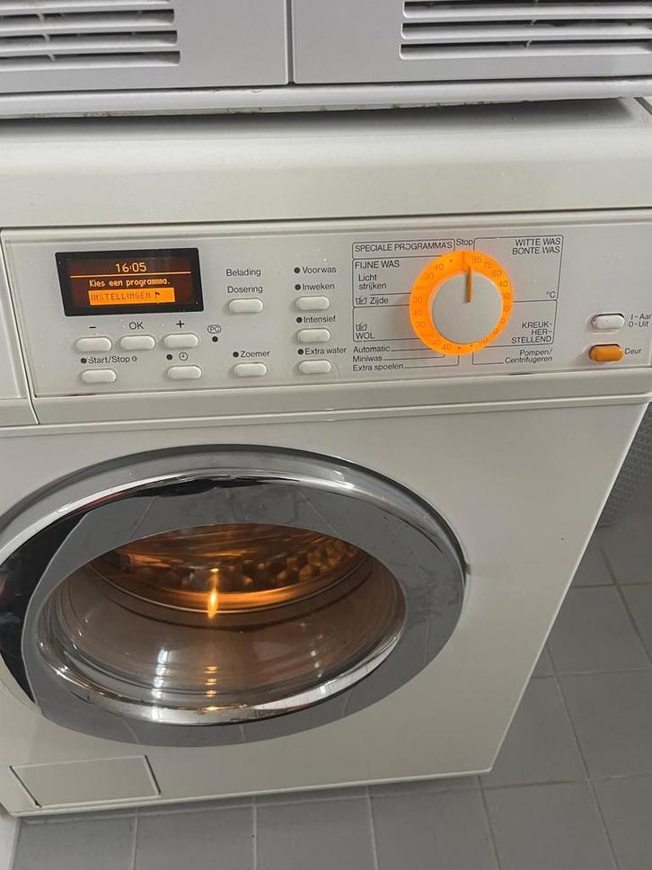 Miele W2663 Wasmachine - Voorlader, Witgoed en Apparatuur, Wasmachines, Gebruikt, Voorlader, 4 tot 6 kg, 85 tot 90 cm, Minder dan 1200 toeren