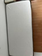 Logeer bedden, Huis en Inrichting, Slaapkamer | Bedden, Ophalen, 90 cm, Eenpersoons, Zo goed als nieuw