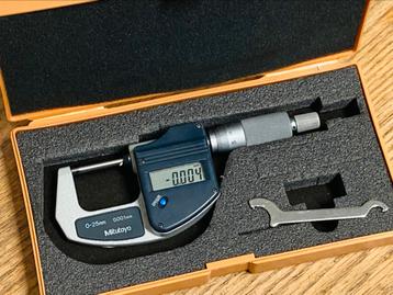 Mitutoyo digitale micrometer 0-25x0.001 mm beschikbaar voor biedingen