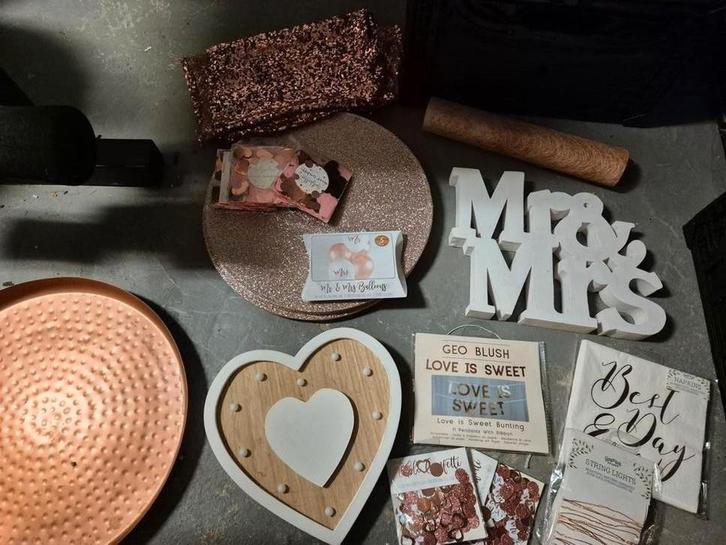 Decoratie bruiloft rosé goud, Huis en Inrichting, Overige Huis en Inrichting, Zo goed als nieuw, Ophalen