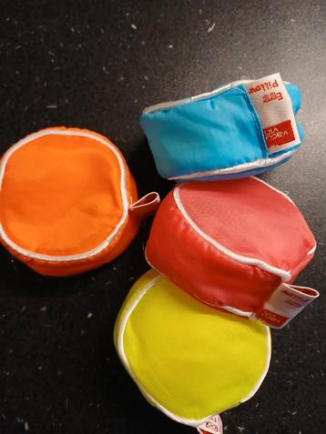 Vacu Vin eierdopjes / egg pillows / ei kussentjes beschikbaar voor biedingen