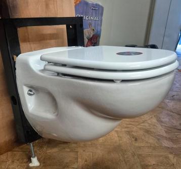 Sanibroyeur c45 sanicompact  broyeur wc vermaler als nieuw! beschikbaar voor biedingen