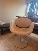 Artifort Little Tulip stoel beige bouclé stof, Huis en Inrichting, Stoelen, Ophalen, Overige kleuren, Zo goed als nieuw, Eén