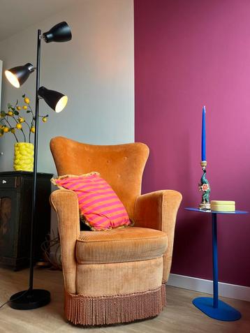 Zwarte Staande/Vloerlamp beschikbaar voor biedingen