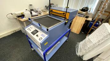 Clark 750FLB vacuumvormer incl onderstel en bovenfrees beschikbaar voor biedingen