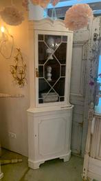 Hoekkast Vitrine kast, Ophalen, Vanmntante, Zo goed als nieuw, Van mn tante