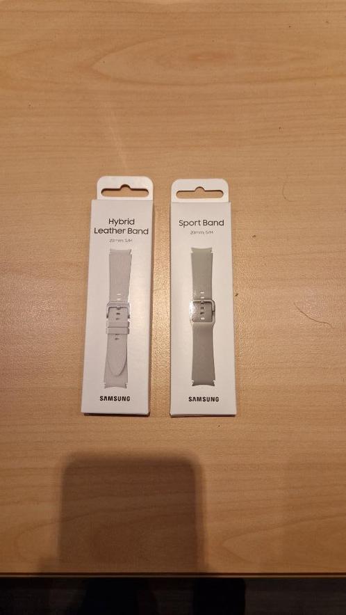 2 stuks Galaxy Watch horloge bandjes (Hybrid Leather en spor, Sieraden, Tassen en Uiterlijk, Smartwatches, Nieuw, Ophalen of Verzenden