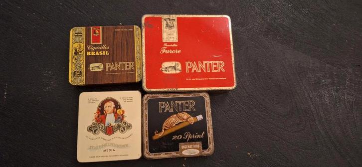 Vintage Panter Sigarenblikjes Collectie, Verzamelen, Rookartikelen, Aanstekers en Luciferdoosjes, Gebruikt, Tabaksdoos of Verpakking