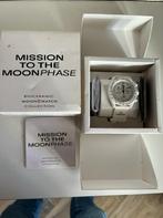Omega x Swatch Mission to the Moonphase Snoopy edition, Sieraden, Tassen en Uiterlijk, Horloges | Dames, Overige materialen, Polshorloge