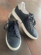 Heren schoenen maat 42, Blauw, Ophalen of Verzenden, Sneakers of Gympen, Zo goed als nieuw