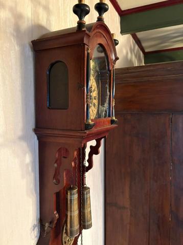 Antieke Staartklok - Decoratief beschikbaar voor biedingen