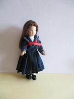 poppenhuis popje meisje, Verzamelen, Ophalen of Verzenden, Zo goed als nieuw, Popje