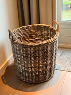 Grote rieten mand 60cm hoog, Huis en Inrichting, Ophalen, Zo goed als nieuw, Rechthoekig, Riet