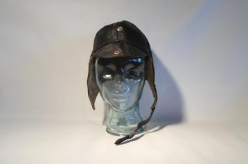 Snoopy Cap Leer beschikbaar voor biedingen