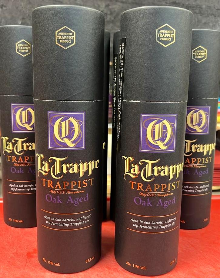 La TRAPPE OAK AGED TRAPPIST BATCH 38  6 KOKERS in een doos, Verzamelen, Biermerken, Zo goed als nieuw, Flesje(s), La Trappe, Ophalen of Verzenden