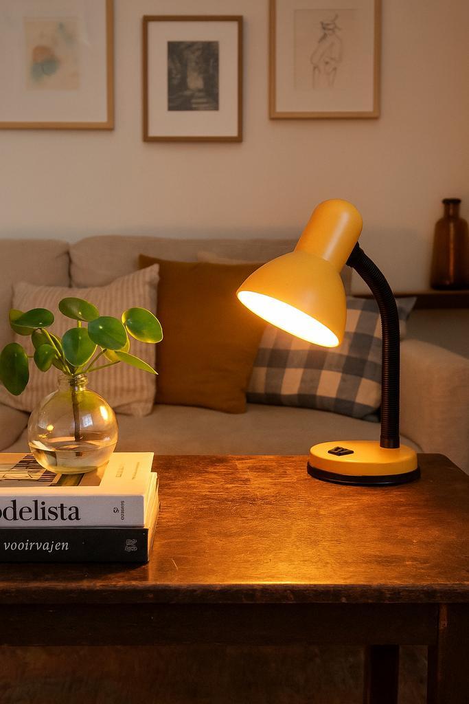 Vintage Gele Bureaulamp - Retro Stijl, Huis en Inrichting, Lampen | Hanglampen, Gebruikt, Minder dan 50 cm, Metaal, Ophalen of Verzenden
