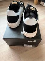 Love Moschino Sneakers - Nieuwstaat, Zwart, Nieuw, Ophalen of Verzenden, Sneakers of Gympen