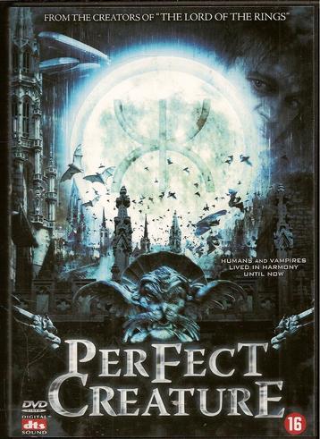Perfect creature beschikbaar voor biedingen