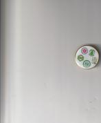 mooie pin met alle logos van fc groningen voor spotprijs 4 e, Verzamelen, Speldjes, Pins en Buttons, Verzenden, Nieuw, Sport, Speldje of Pin