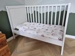 Ledikant Sundvik (60x120) incl matras, Kinderen en Baby's, Kinderkamer | Bedden, Gebruikt, Minder dan 70 cm, Minder dan 140 cm
