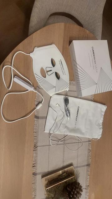 Currentbody LED therapy mask series 1 beschikbaar voor biedingen