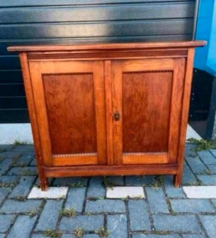 Vintage houten kastje met twee planken voor opbergruimte, Antiek en Kunst, Antiek | Meubels | Kasten, Ophalen