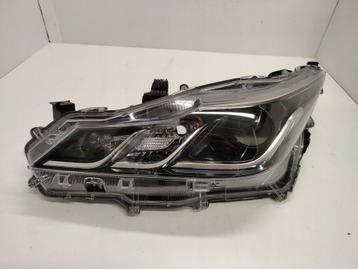 Toyota Corolla E21 Sedan Lampglas links beschikbaar voor biedingen