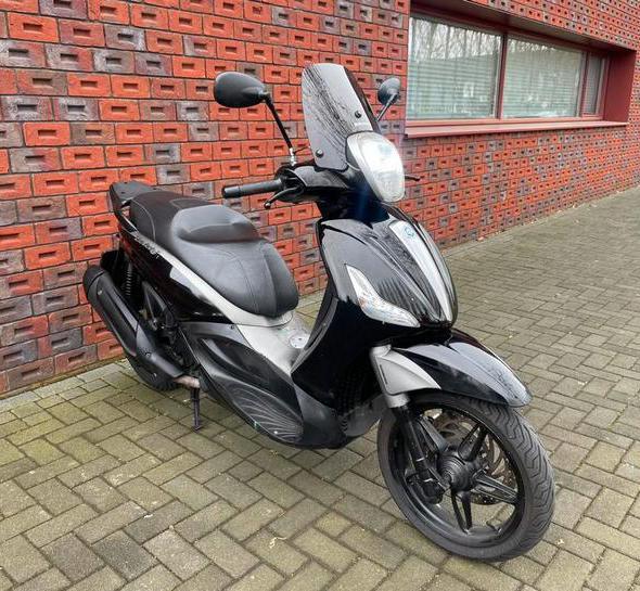 Piaggio Beverly 350 - BJ2013 - KM25.900 - 3 Maanden Garantie, Fietsen en Brommers, Scooters | Piaggio, Gebruikt, Overige modellen