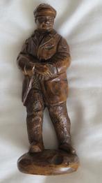 Beeldje van een Boer, gemerkt A.P., Verzamelen, Beelden en Beeldjes, Ophalen of Verzenden, Zo goed als nieuw, Mens