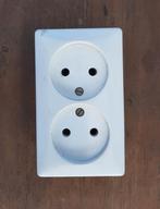 Opbouw Dubbel Stopcontact Zonder Randaarde, Huis en Inrichting, Lampen | Overige, Ophalen, Gebruikt