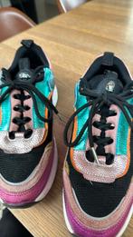 Dames sneaker Kurt Geiger mt 38, Kleding | Dames, Overige kleuren, Ophalen of Verzenden, Kurt Geiger, Sneakers of Gympen