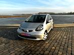 Toyota Aygo 5D, Voorwielaandrijving, Stof, 68 pk, Bedrijf