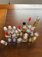 Yves Rocher Miniatuur Parfum Collectie (25 stuks), Ophalen of Verzenden, Zo goed als nieuw, Miniatuur, Gevuld