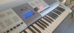 Yamaha PSR-E403 met verstelbaar standaard van BSX Hardware, Muziek en Instrumenten, Keyboards, Ophalen, Aanslaggevoelig, Yamaha