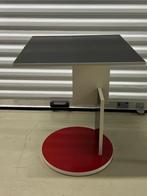 Rietveld Schroeder Cassina Bijzettafel, 1970s, Minder dan 55 cm, Gebruikt, Vierkant, Hout