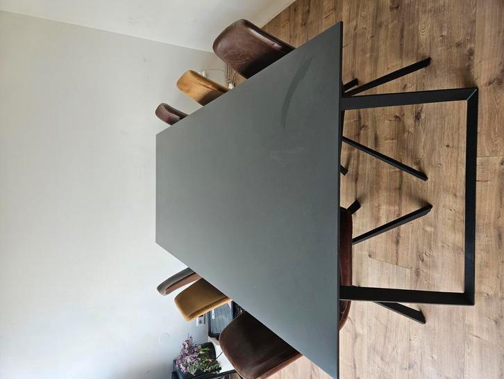 Goossens 220cm lang eet tafel en 6 stoelen, Huis en Inrichting, Tafels | Eettafels, Gebruikt, 50 tot 100 cm, 200 cm of meer, Rechthoekig
