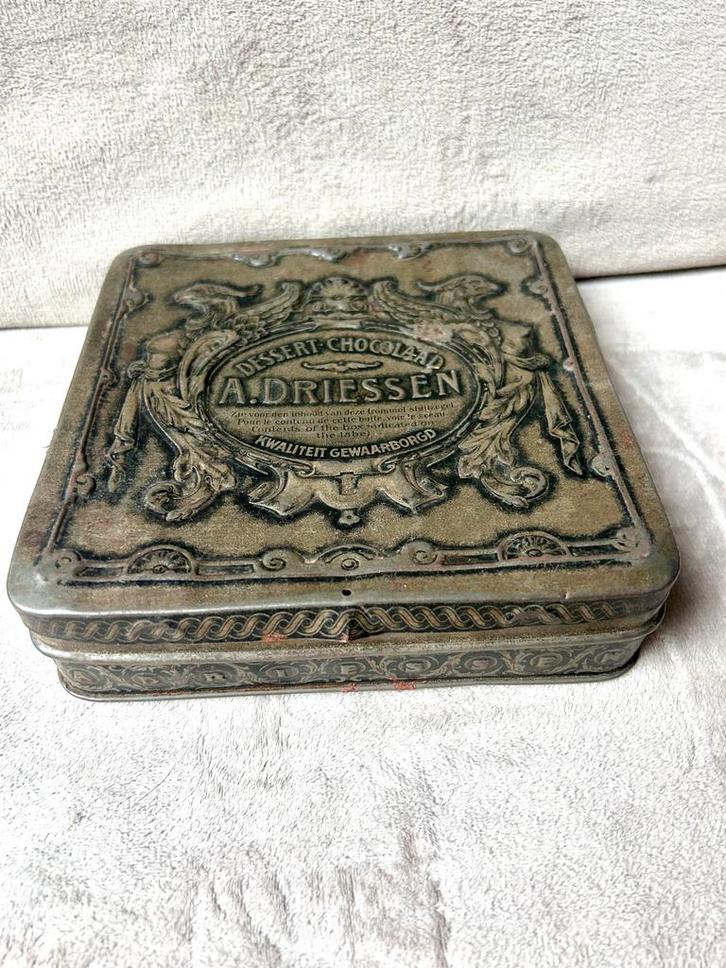 Antiek A. Driessen Chocoladeblik - Begin 20e Eeuw, Verzamelen, Blikken, Gebruikt, Overige, Overige merken, Ophalen of Verzenden