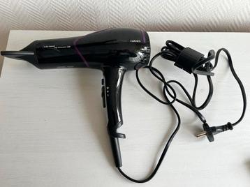 Te Koop Carmen Haar Föhn Met Opzet Stuk Warm Koud beschikbaar voor biedingen