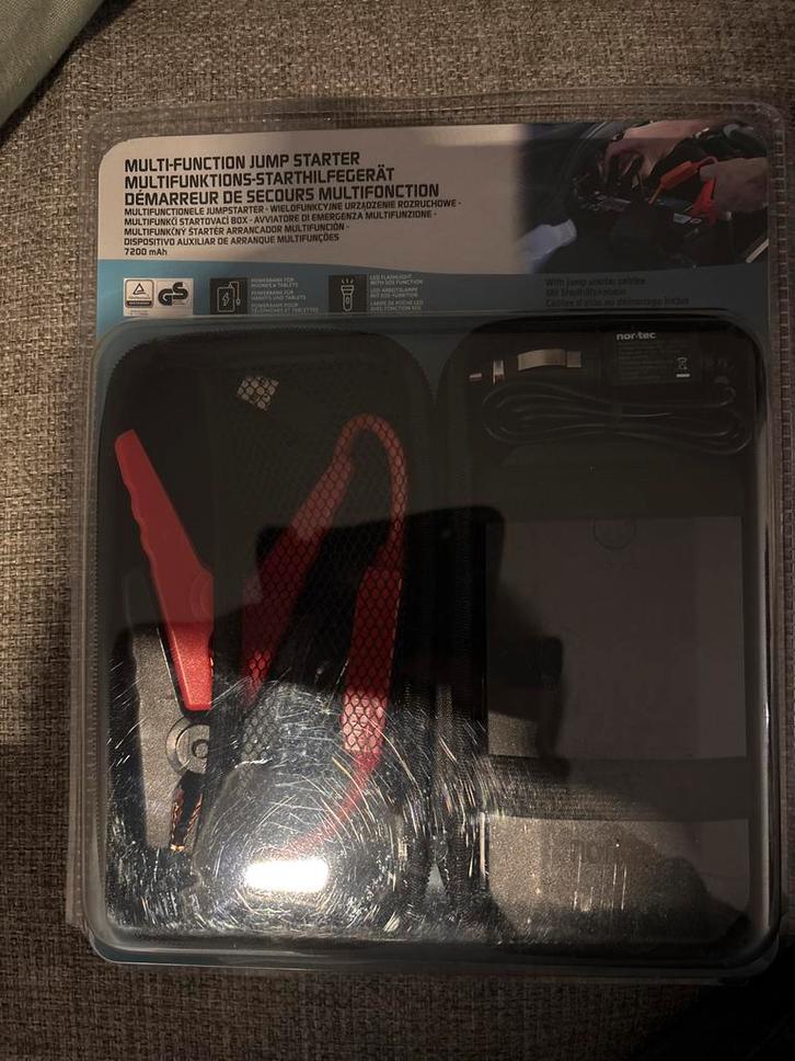 Multi-Function Jump Starter 7200 mAh - Nieuw!, Auto diversen, Jumpstarters, Nieuw, Ophalen of Verzenden