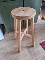 Te koop hoge houten kruk, Huis en Inrichting, Krukjes, Ophalen, Zo goed als nieuw, Hout