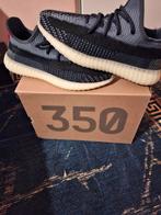 Yeezy Boost 350 V2 Carbon Beluga, Kleding | Heren, Schoenen, Verzenden, Zwart, Nieuw, Sneakers of Gympen