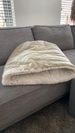 Nieuwe zachte fluffy mand voor hondjes en katten, Dieren en Toebehoren, Hondenmanden, Ophalen of Verzenden, Zo goed als nieuw