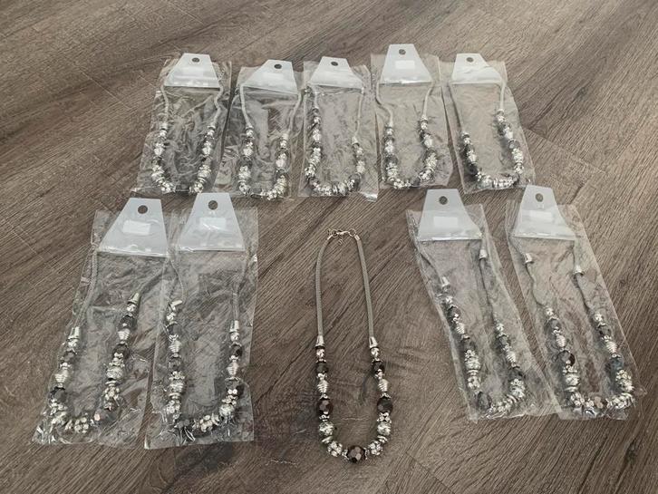 Partij 10 stuks mooie kettingen K99, Sieraden, Tassen en Uiterlijk, Kettingen, Nieuw, Overige materialen, Overige kleuren, Ophalen of Verzenden
